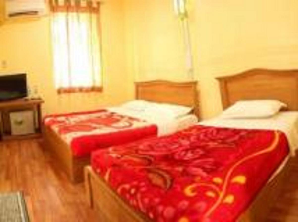 Yee Shin Guest House Hsipaw Exteriér fotografie